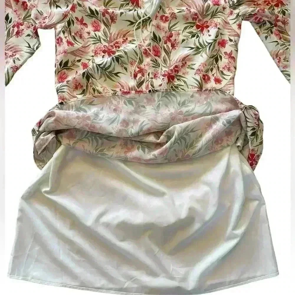 Maison Jules NWT Floral V-Neck Dress Size 2 - Picture 7 of 12